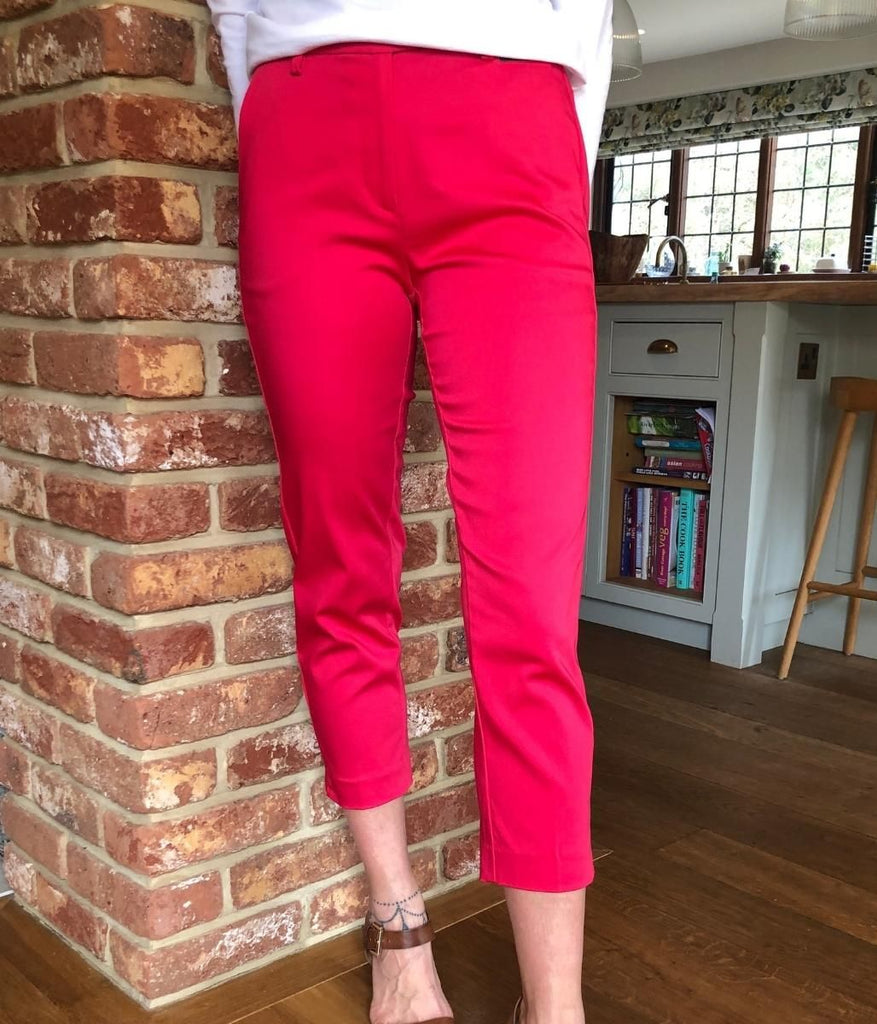 Red Mia Slim Leg 7/8 Trousers – Highstreet Outlet UK