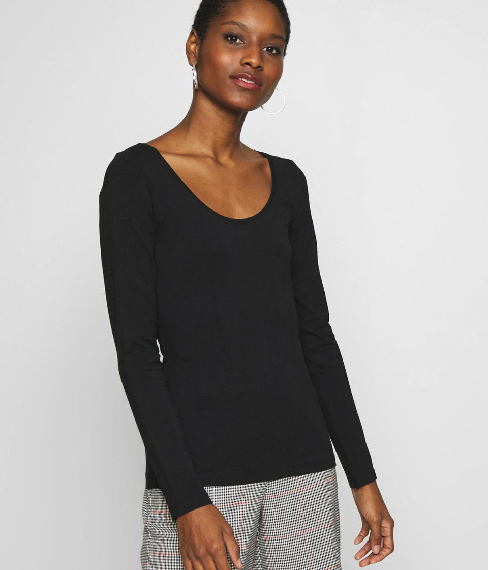 Black Scoop Neck Long Sleeve Top