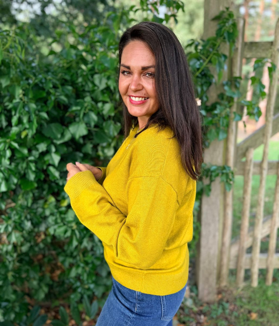 Women's Lime Double V Neck Air Yarn Jumper