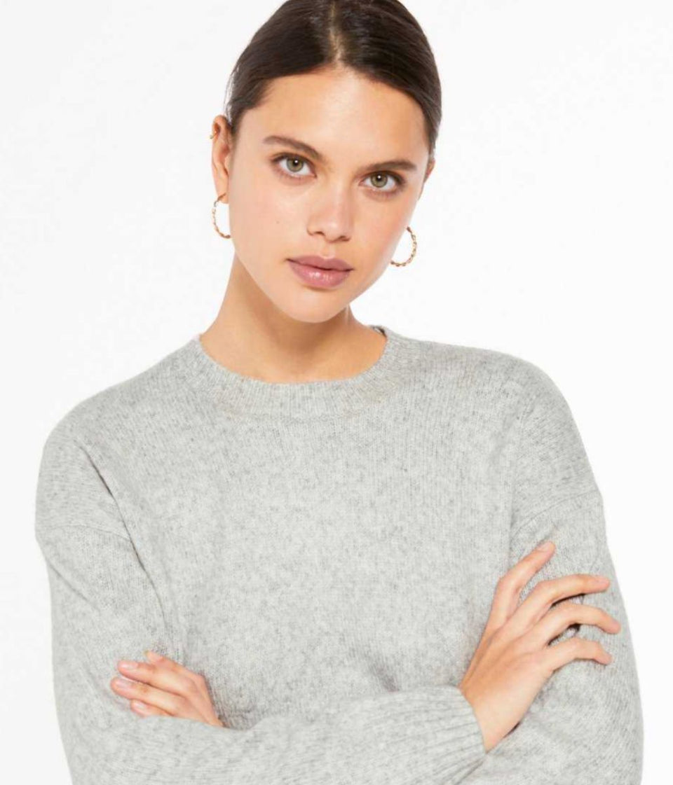 Grey knitted cropped jumper hotsell