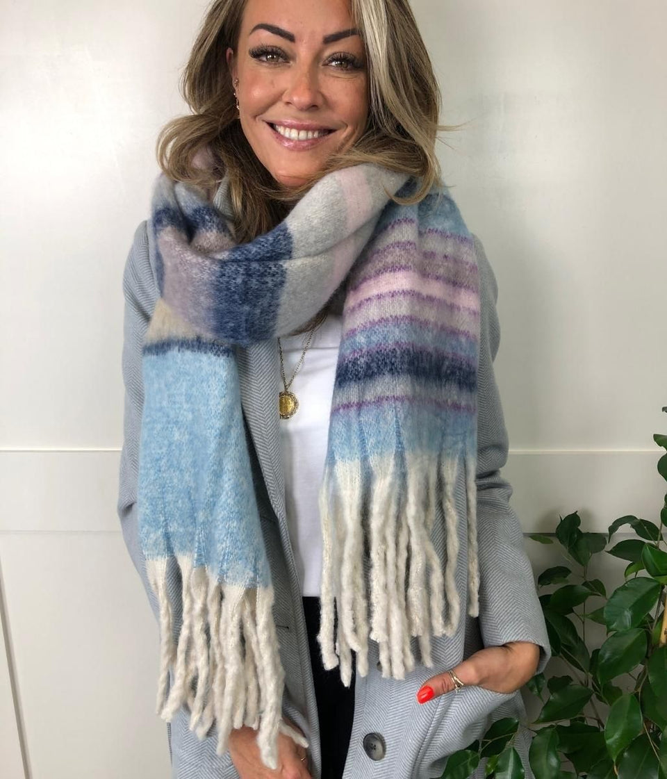 Blue Cleo Blanket Tassel Scarf