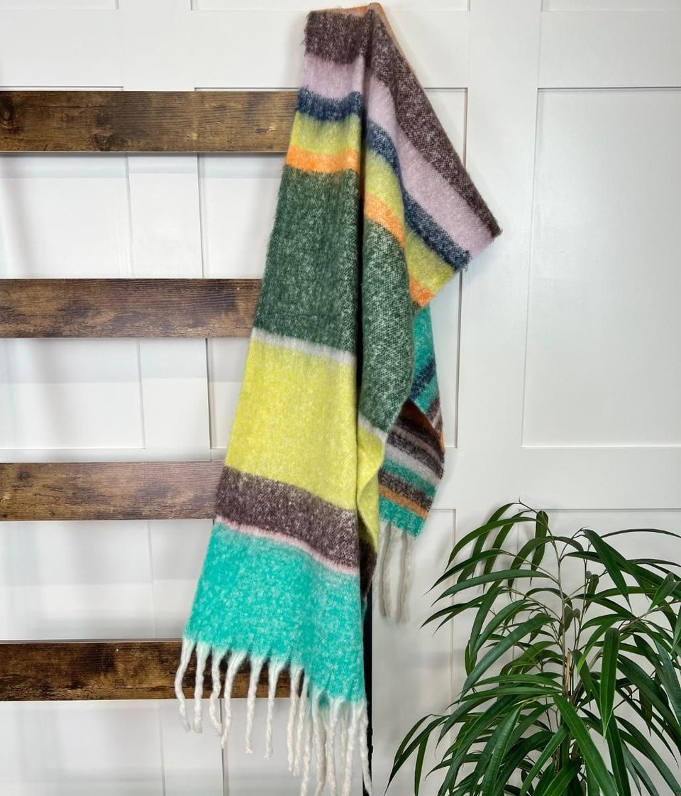 Green Cleo Blanket Tassel Scarf