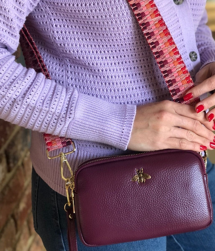Buy CAPRESE Lucya Faux Leather Zipper Closure Women's Casual Tote Handbag |  Shoppers Stop