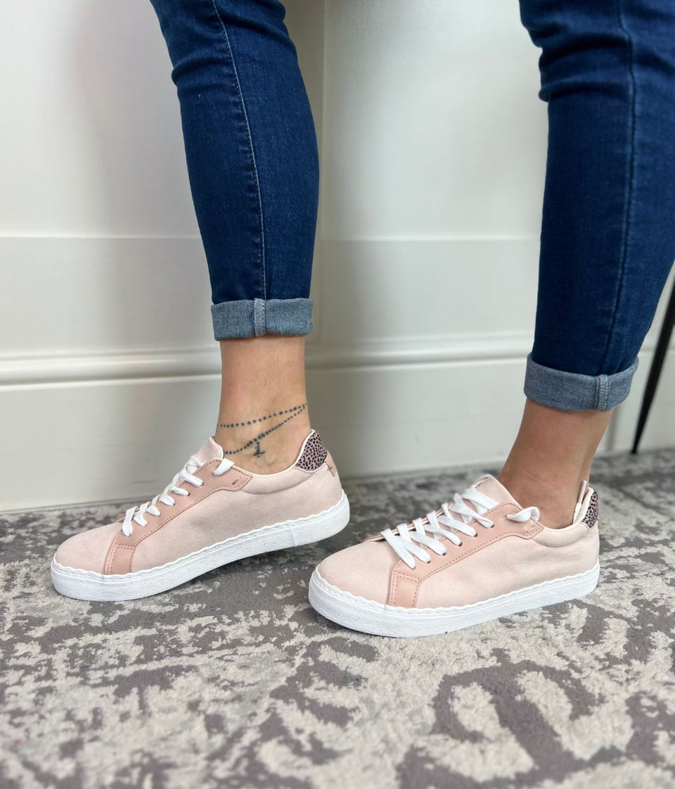 Pink Scallop Trim Trainers