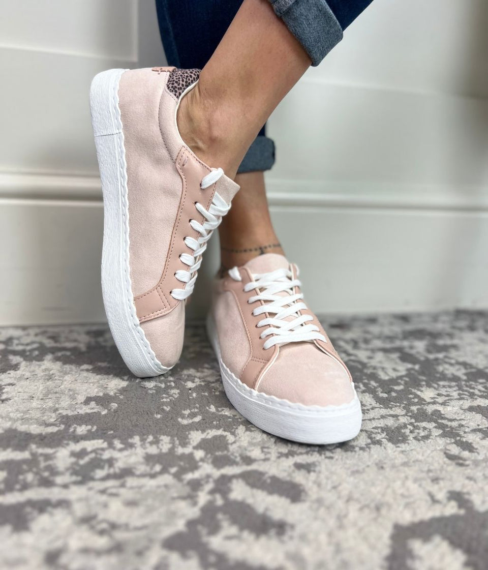 Pink Scallop Trim Trainers