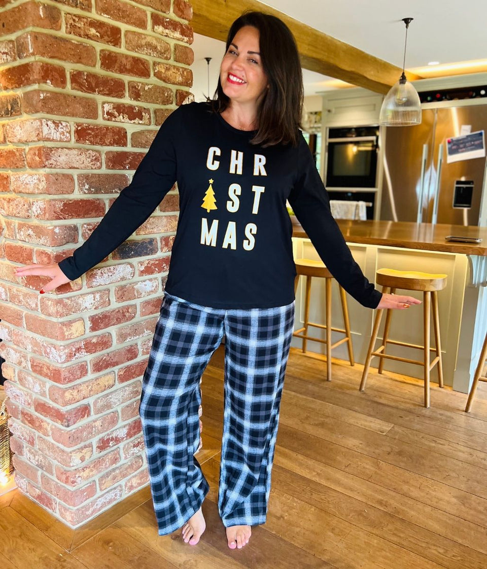 Women's Black Check Long Sleeve Christmas Pyjamas (2-Piece Set)