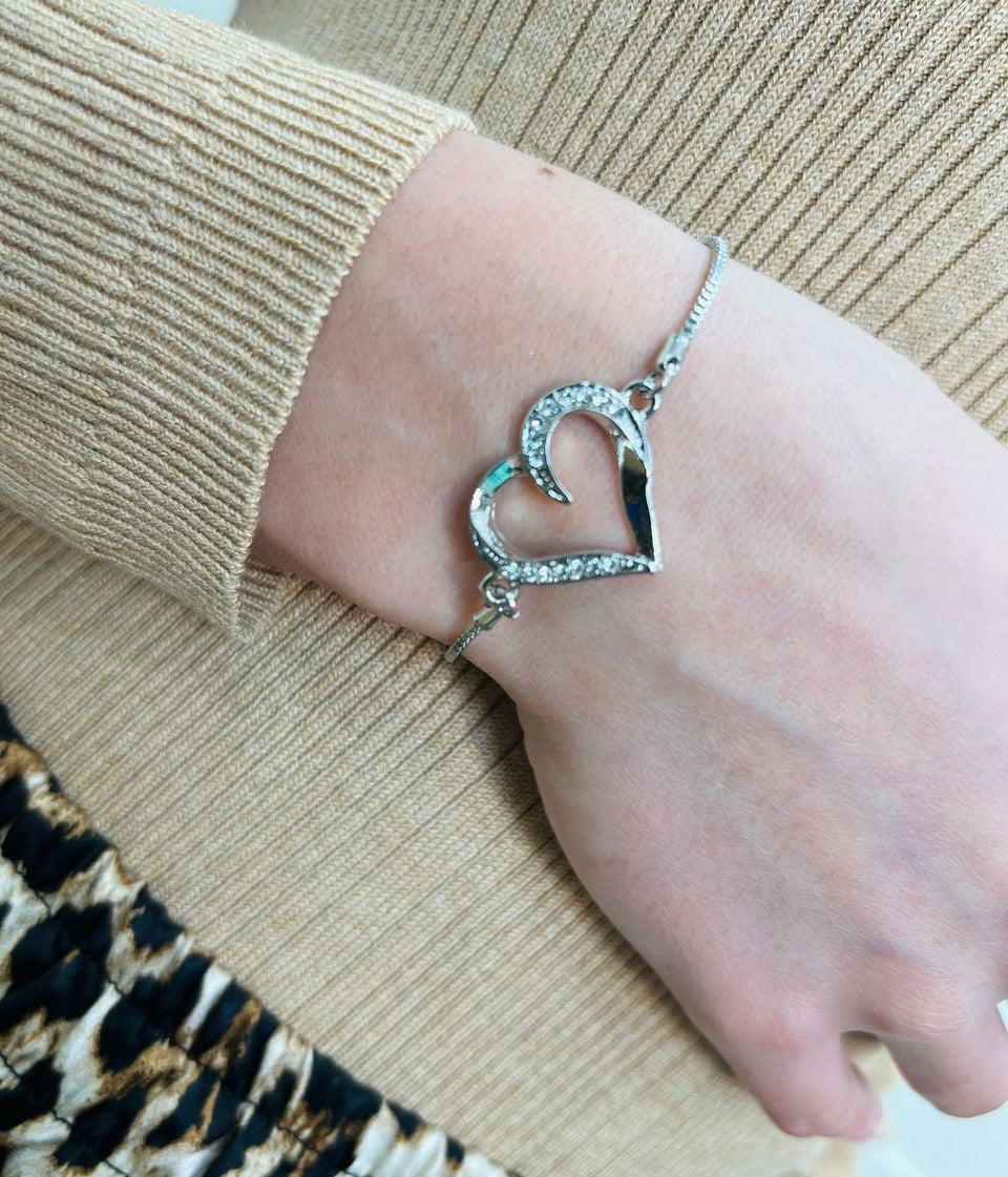 Silver Diamante Heart Drawstring Bracelet