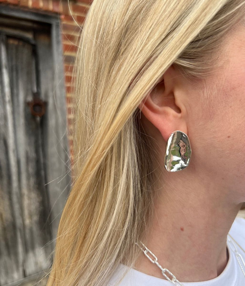 Silver Hammered Dome Earring