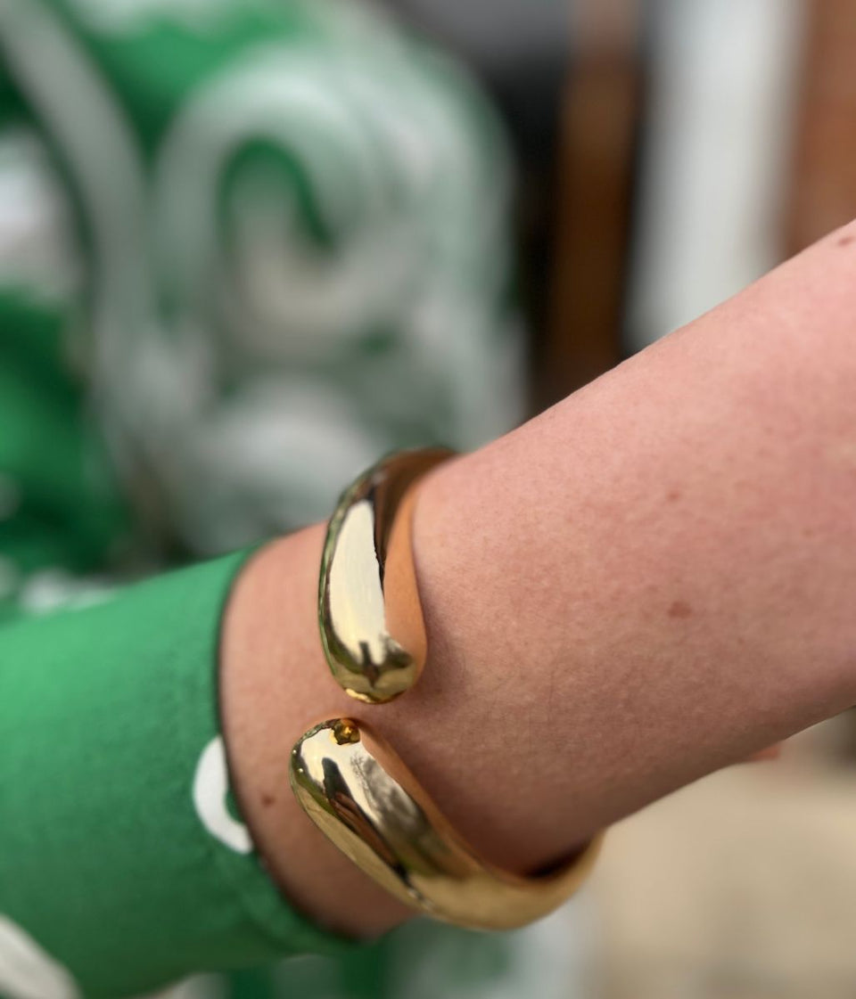 Gold Crossover Hinge Bangle Bracelet