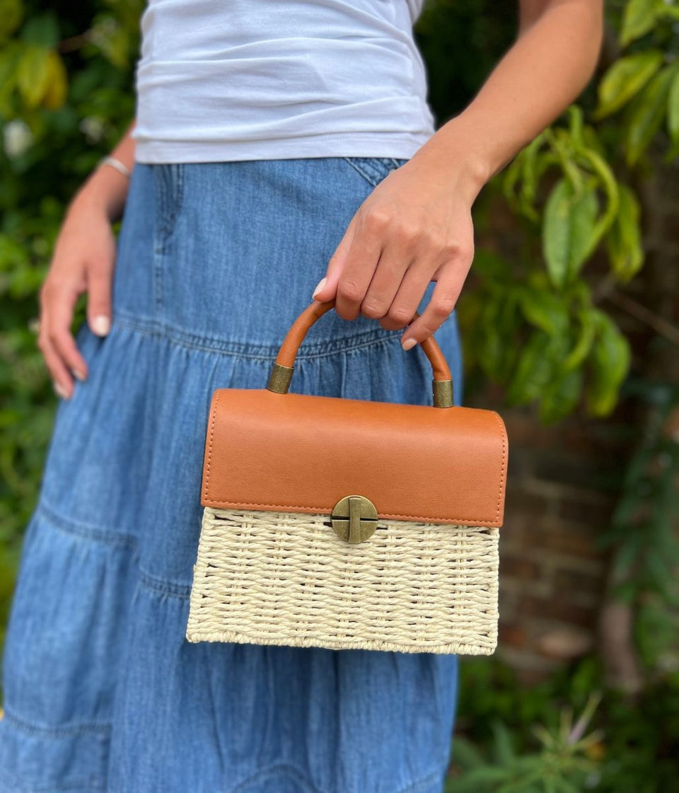 Ecru Basket Weave Raffia Box Bag