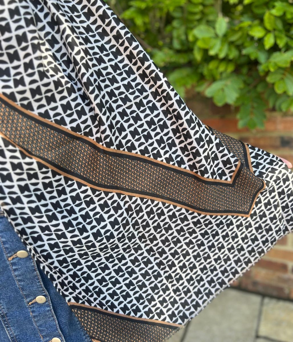 Ivory Classic Geo Print Scarf