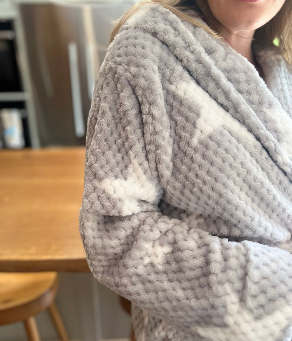 Grey Star Print Cosy Waffle Robe