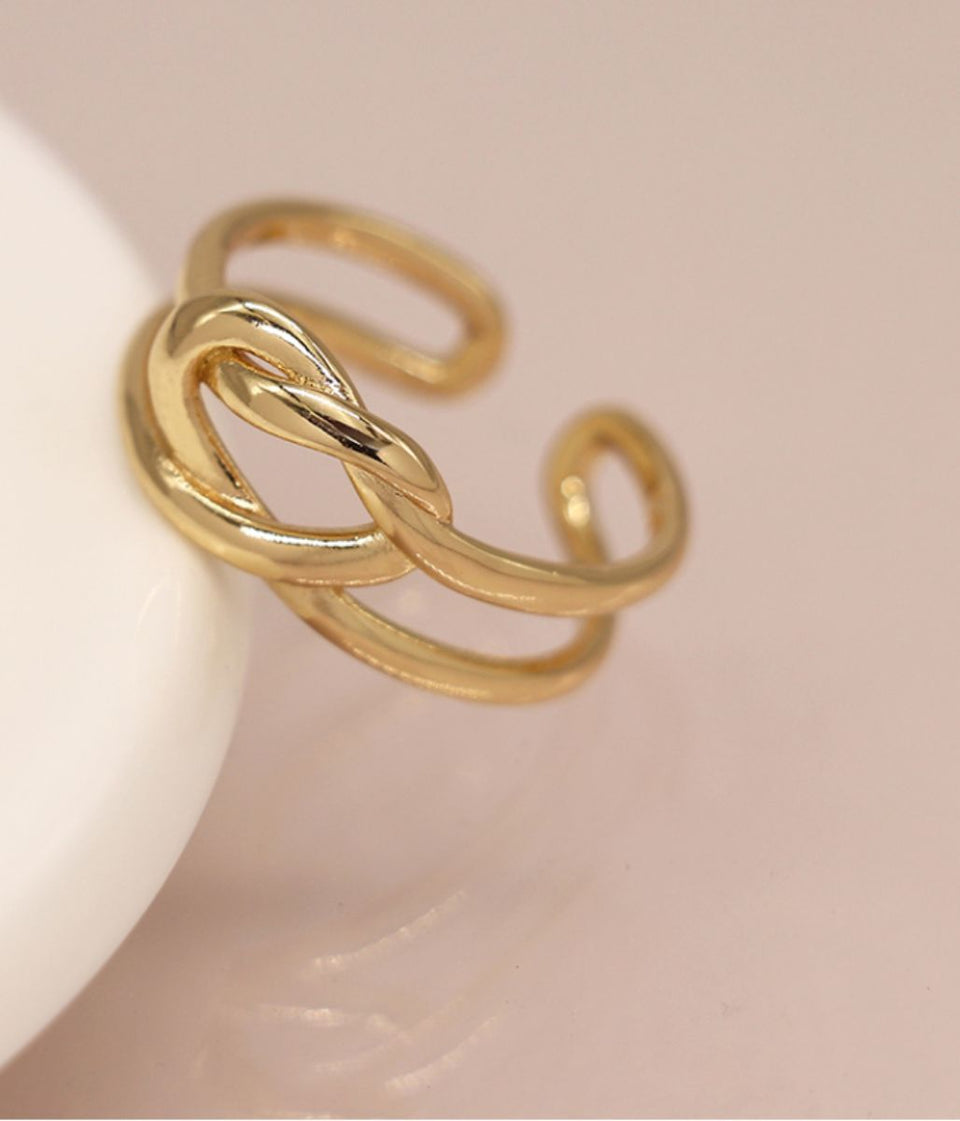 POM Gold Infinity Knot Ring