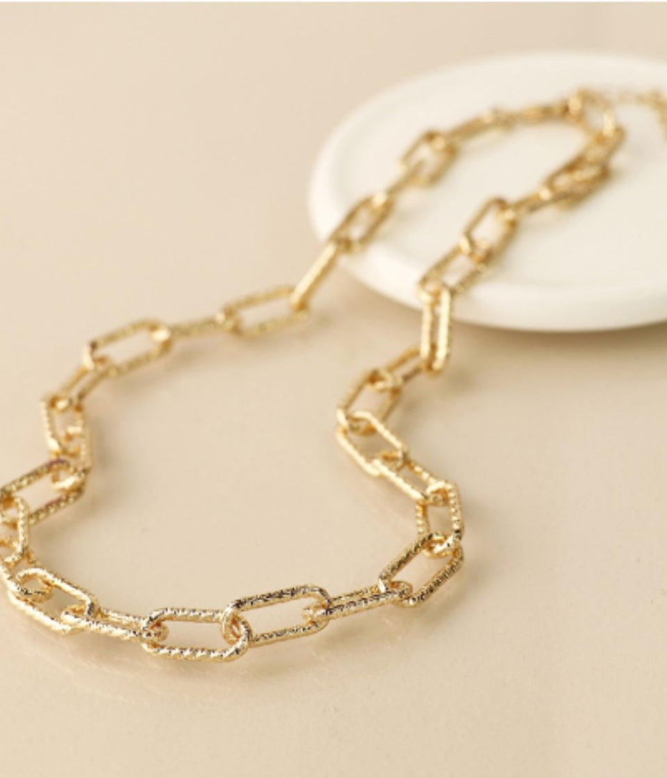 POM Golden Textured Paperchain Link Necklace