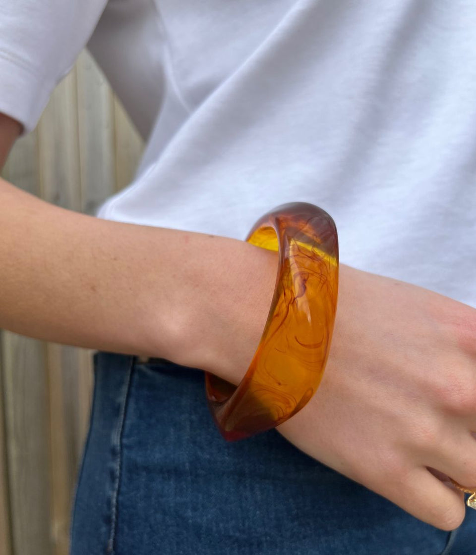 Tortoiseshell Solid Vintage Style Bangle