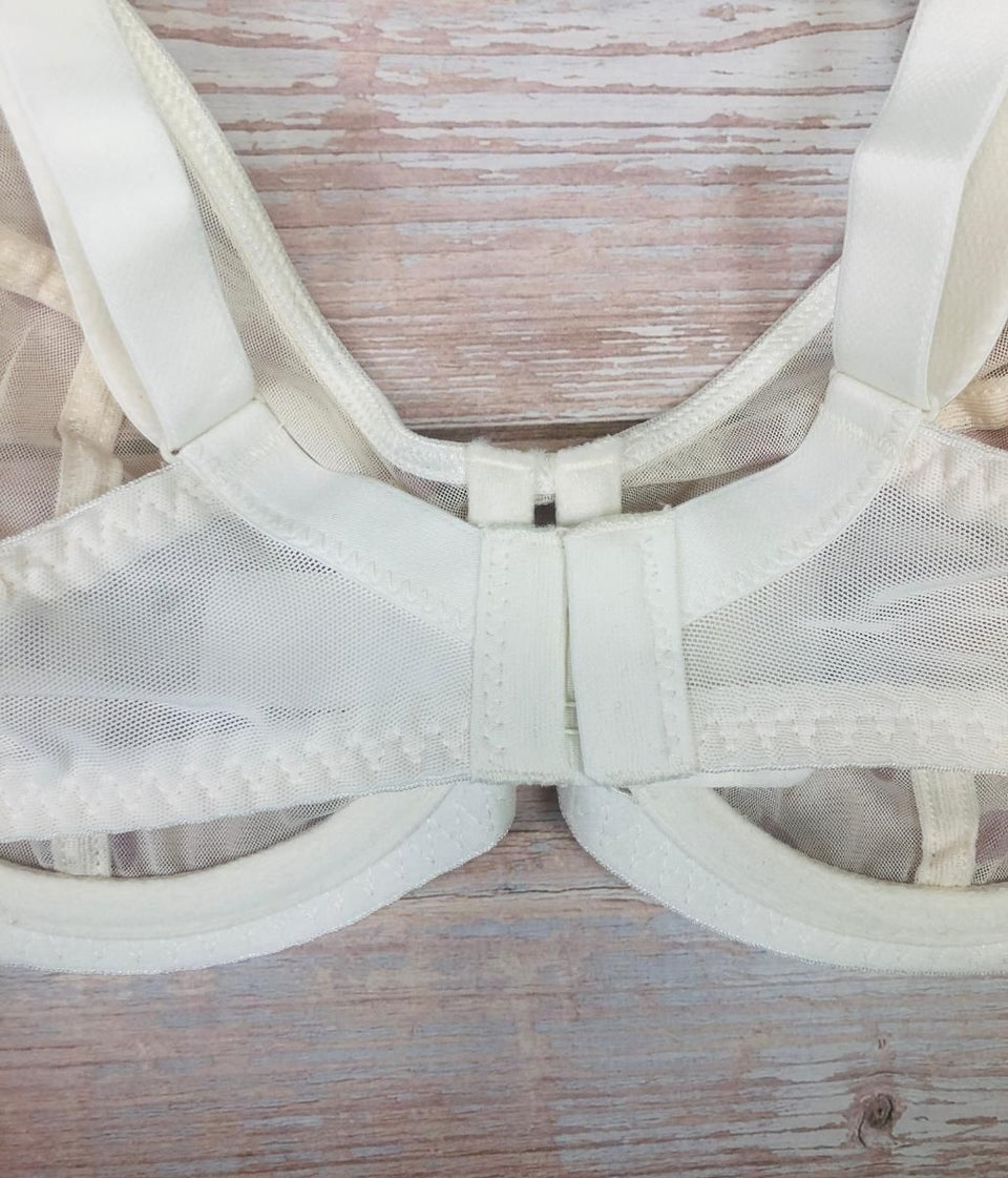 Ivory Spotted Underwired Bra