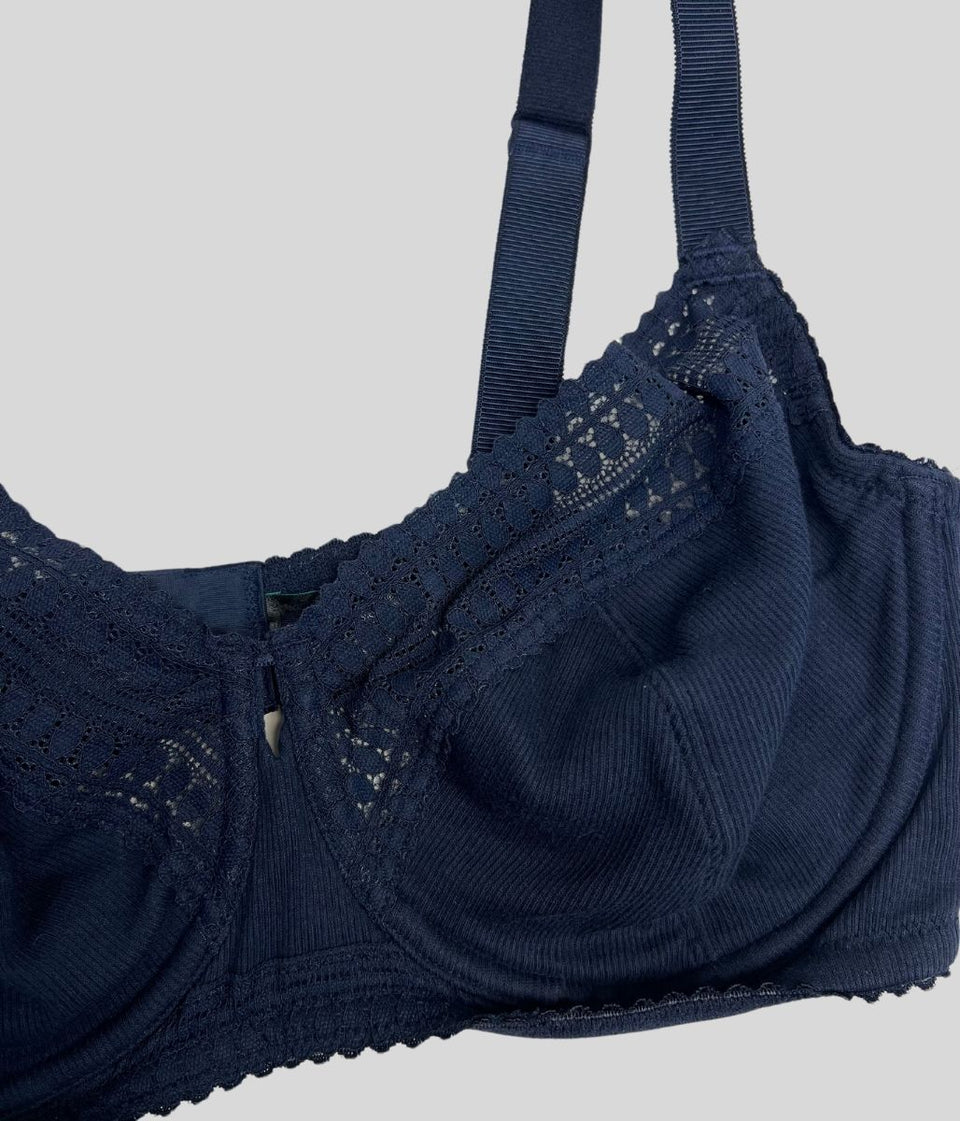 Navy Underwired Lace Trim Bra