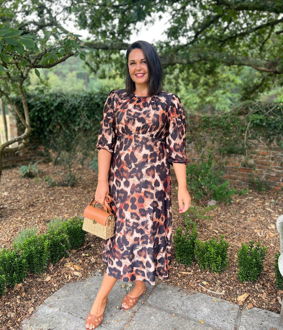 Leopard Print Gathered Stretch Midi Dress