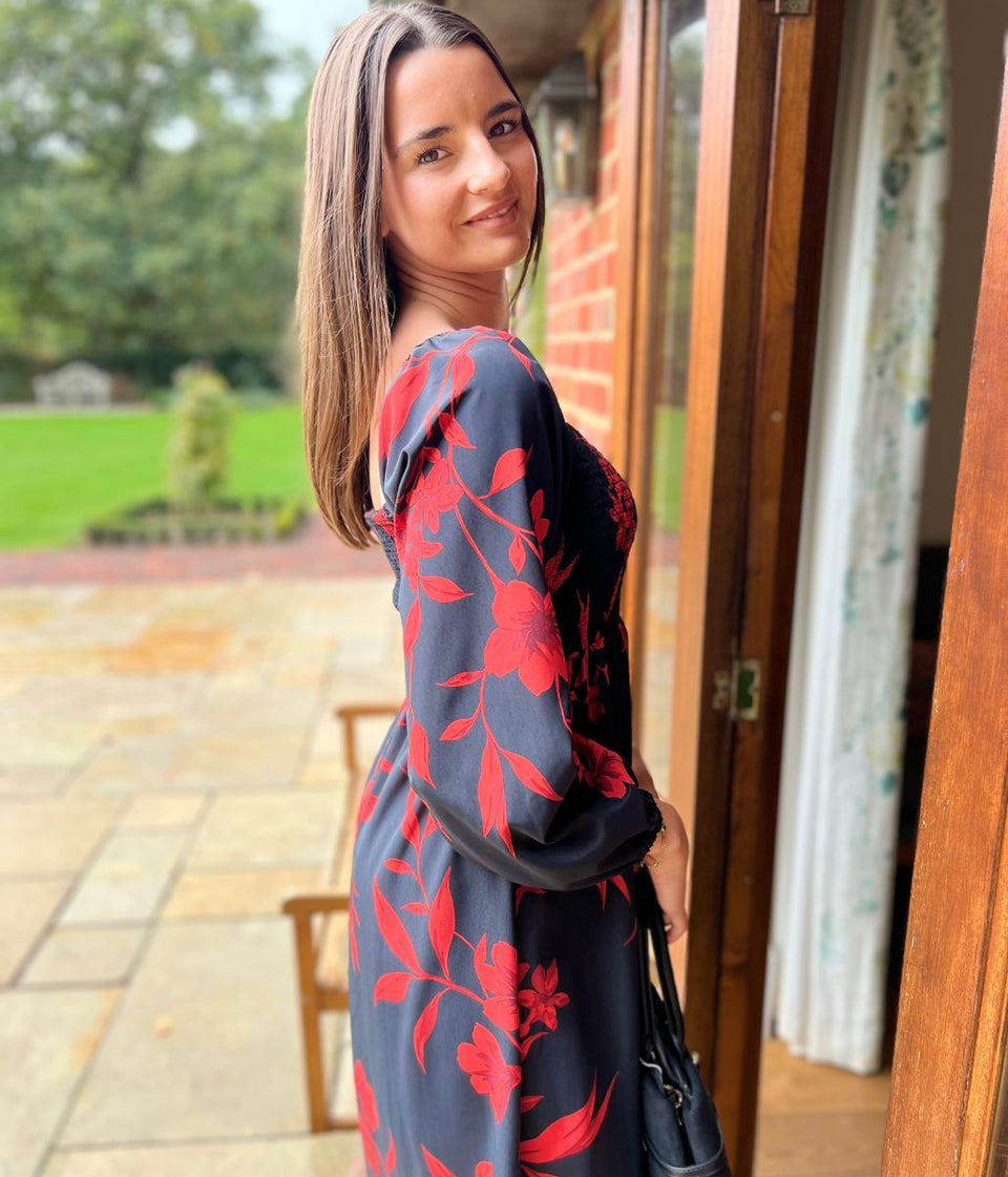 Red & Black Print Shirred Midi Dress