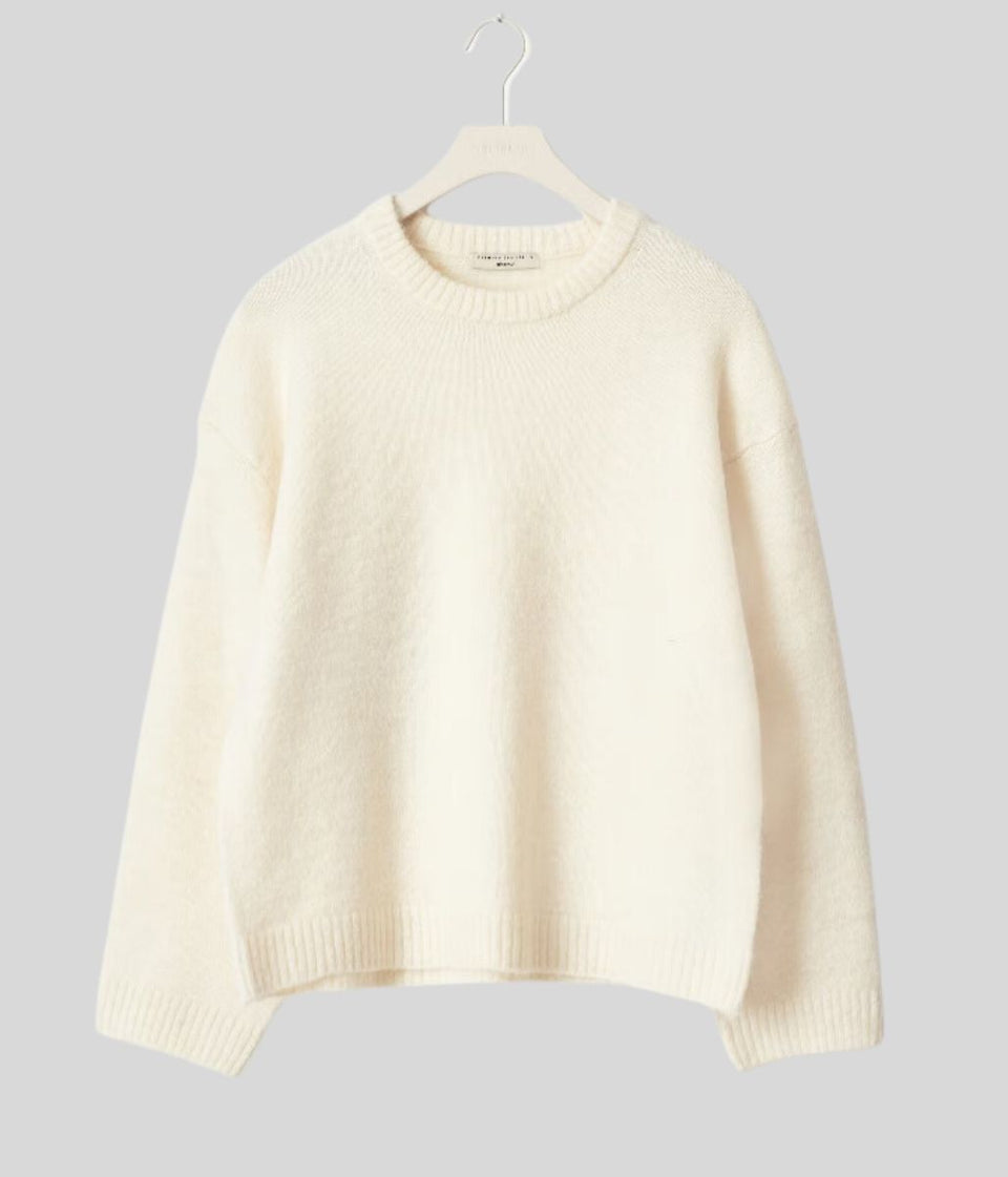 Cream Premium Knitwear