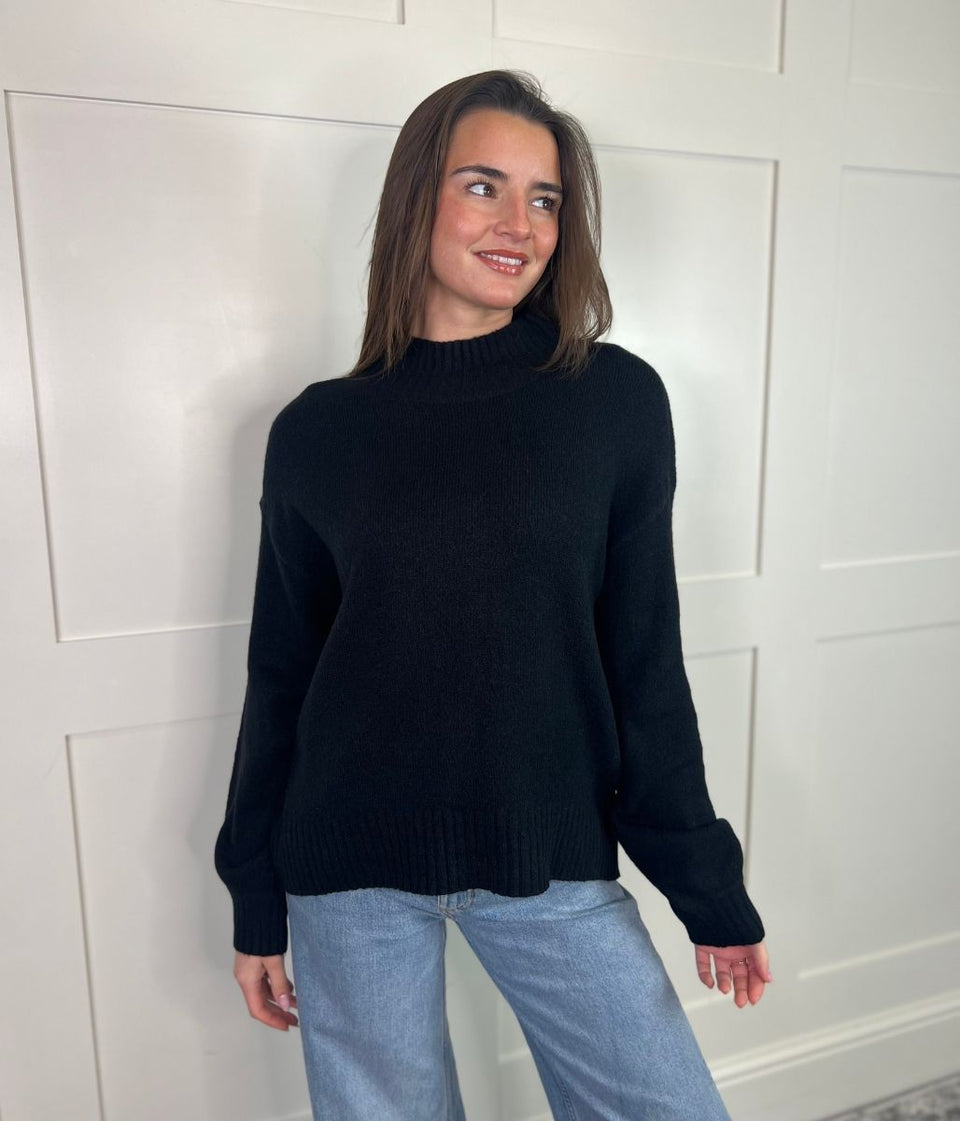 Black Heidi Relaxed Jumper