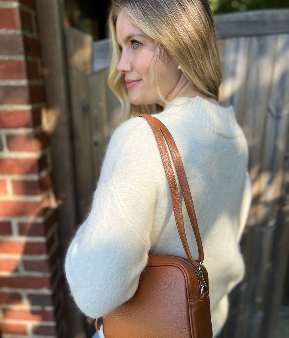 Ecru Wool Blend V Neck Jumper