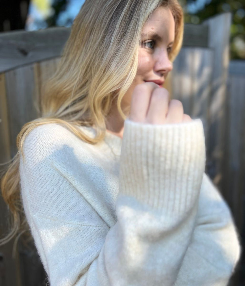 Ecru Wool Blend V Neck Jumper