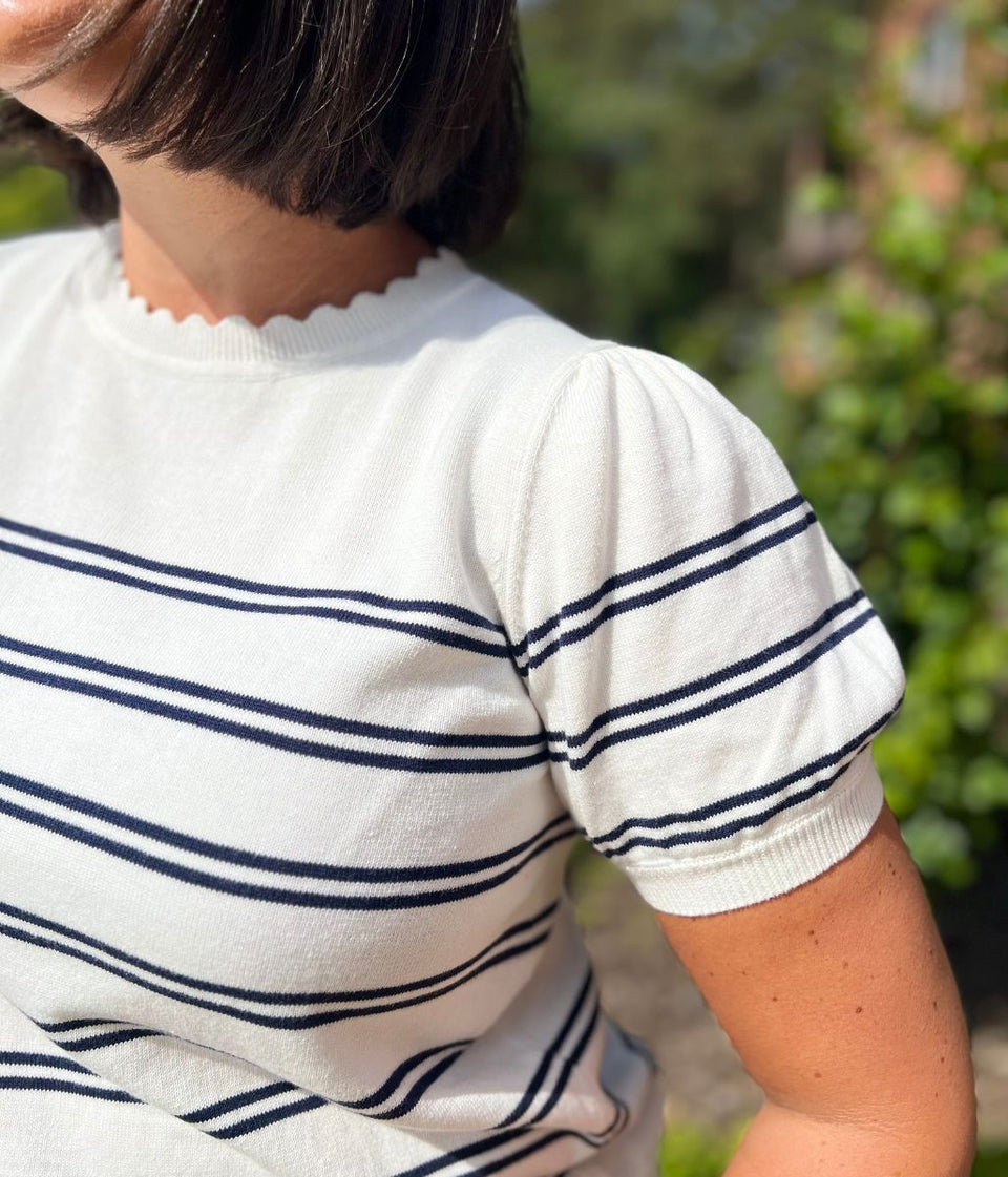 White Striped Sola Short Sleeve Jumper