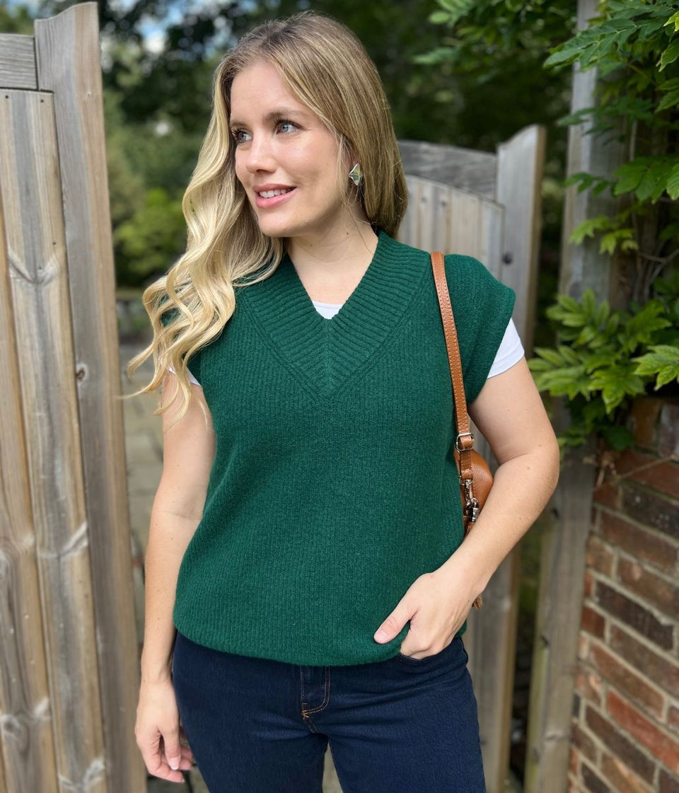 Green V Neck Knitted Sleeveless Jumper