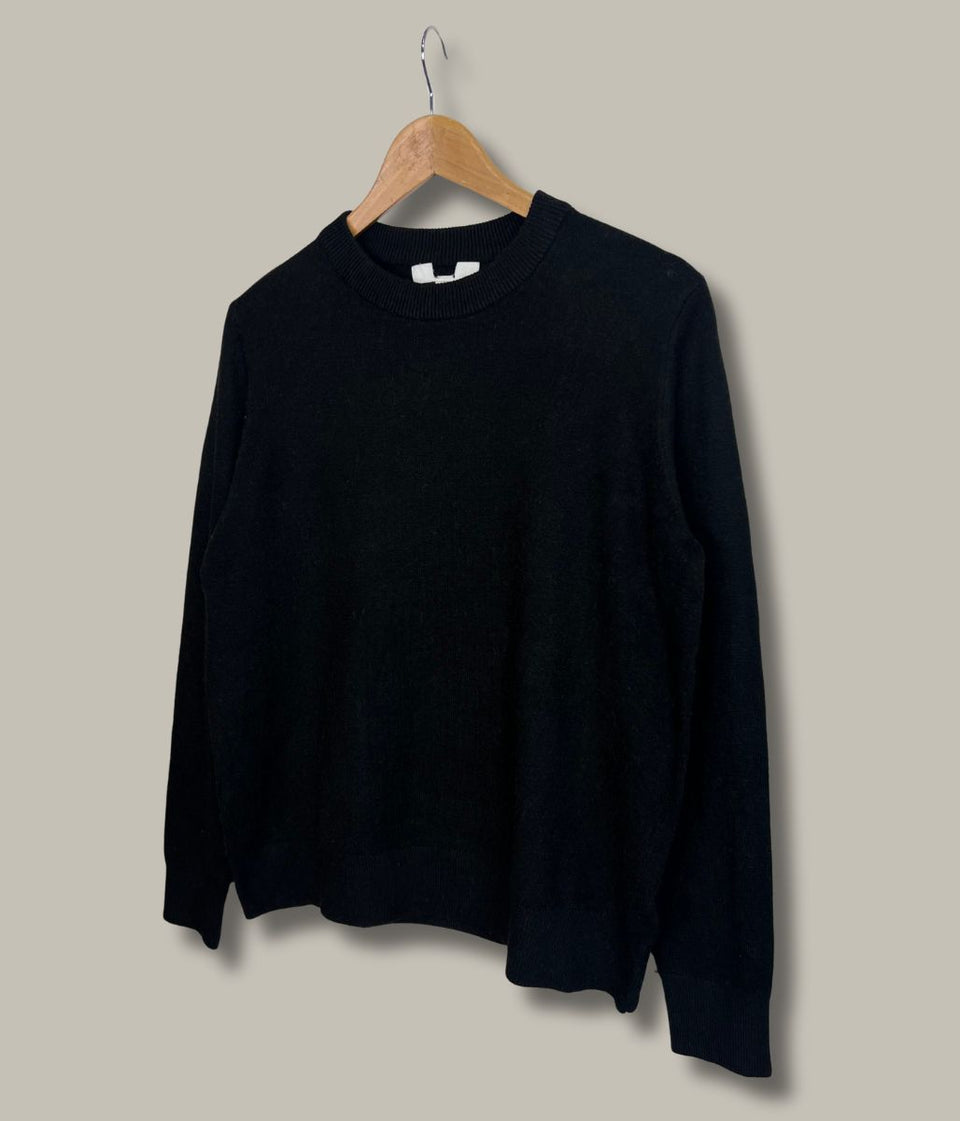 Black Air Yarn Crew Neck Jumper