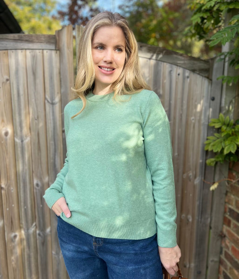 Green Air Yarn Crew Neck Jumper