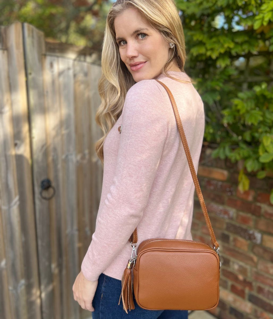 Pale Pink Air Yarn Crew Neck Jumper