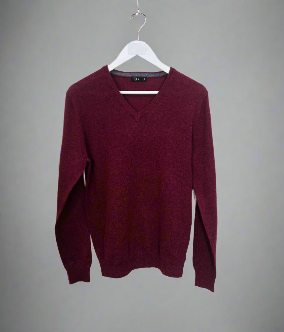 Burgundy Men's Wool Rich V Neck Jumper