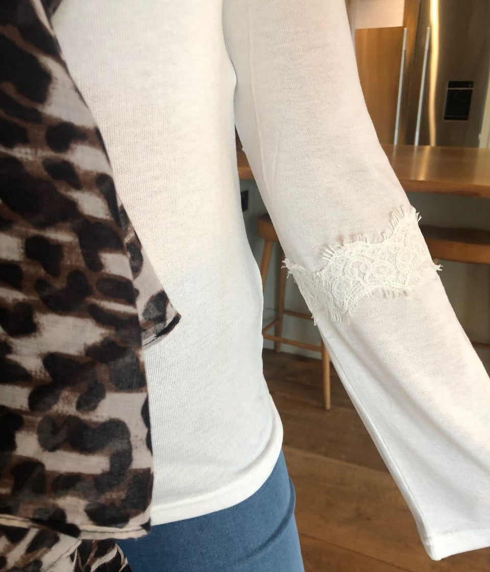 Ivory Top & Leopard Print Scarf Set