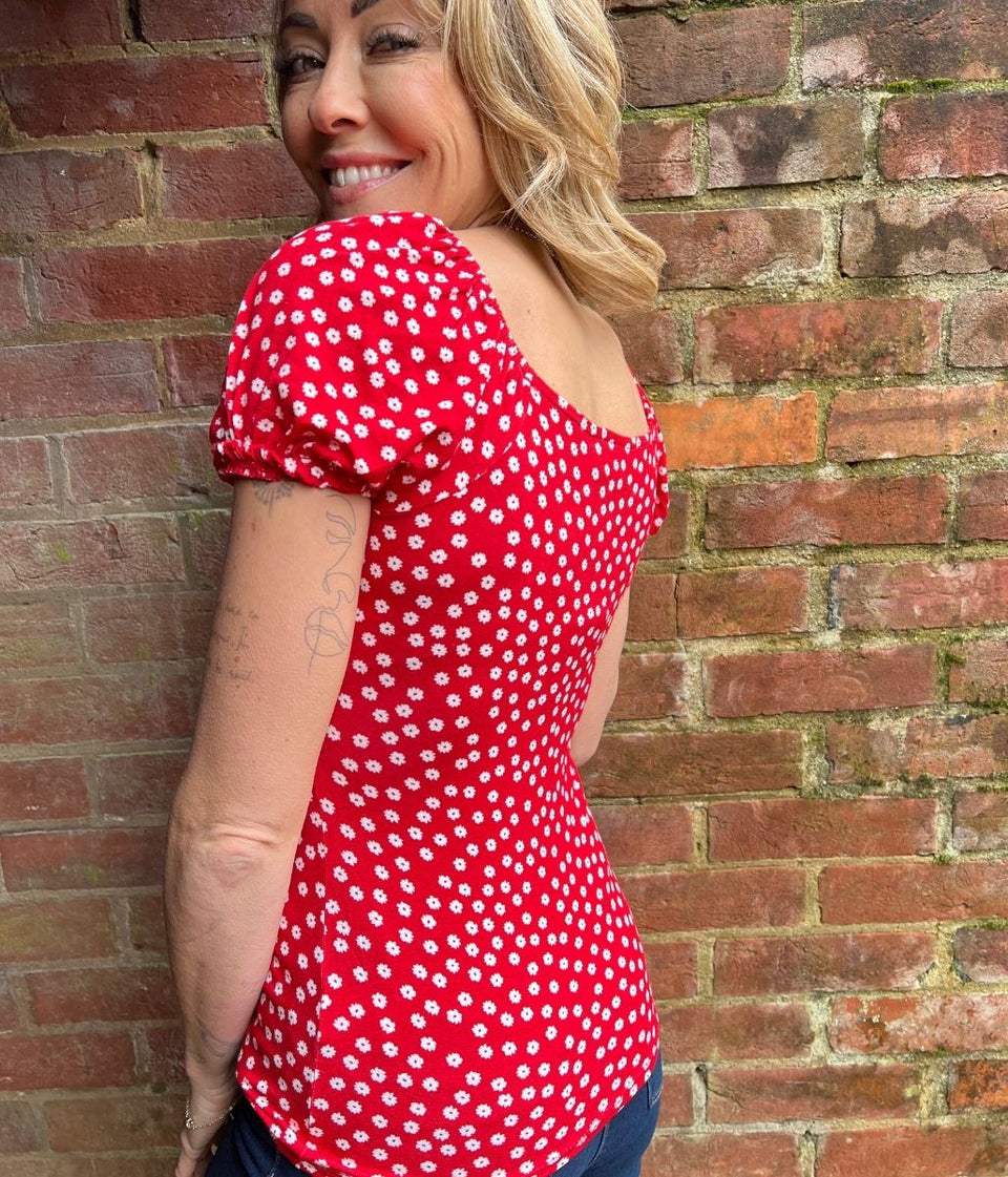 Red Daisy Print Ruched Top