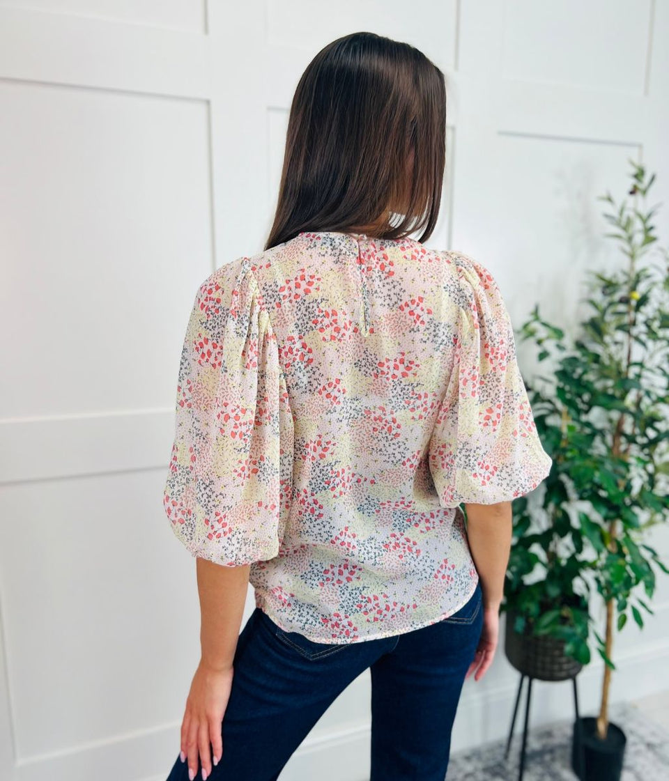 Ditsy Floral Puff Sleeve Blouse