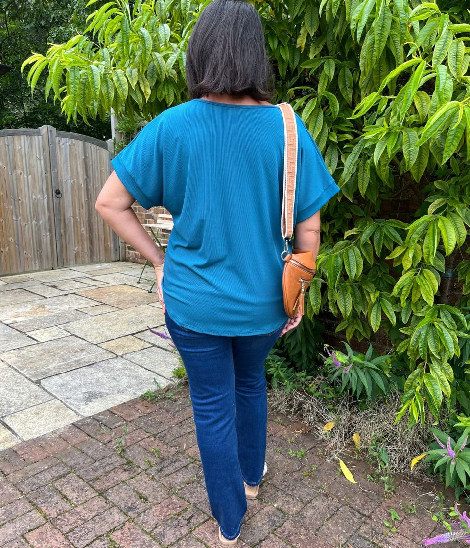 Teal Ribbed Necklace Top