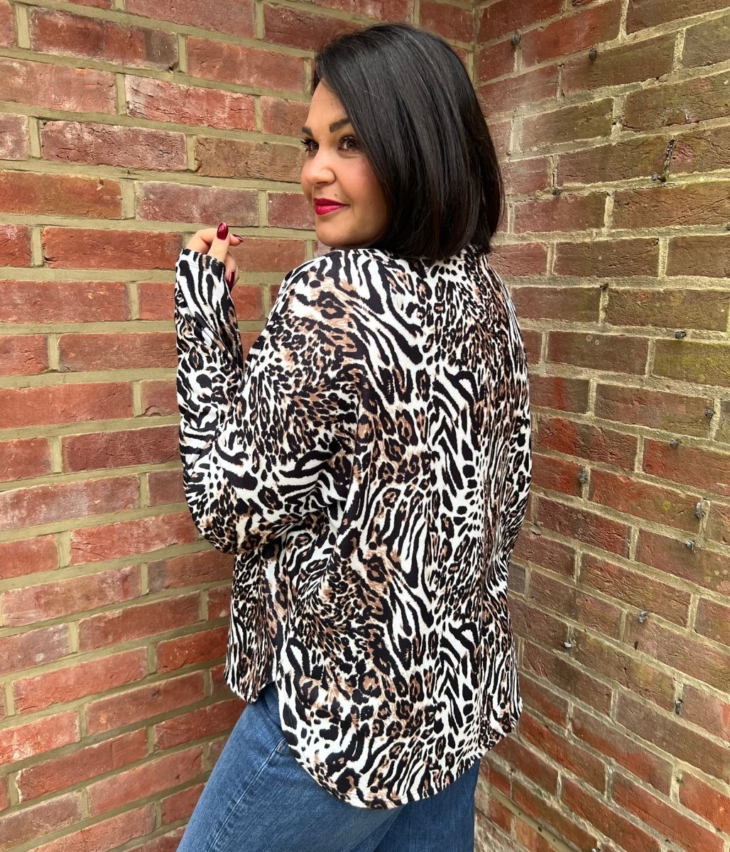 Oversized Leopard Print Batwing Top – Highstreet Outlet UK