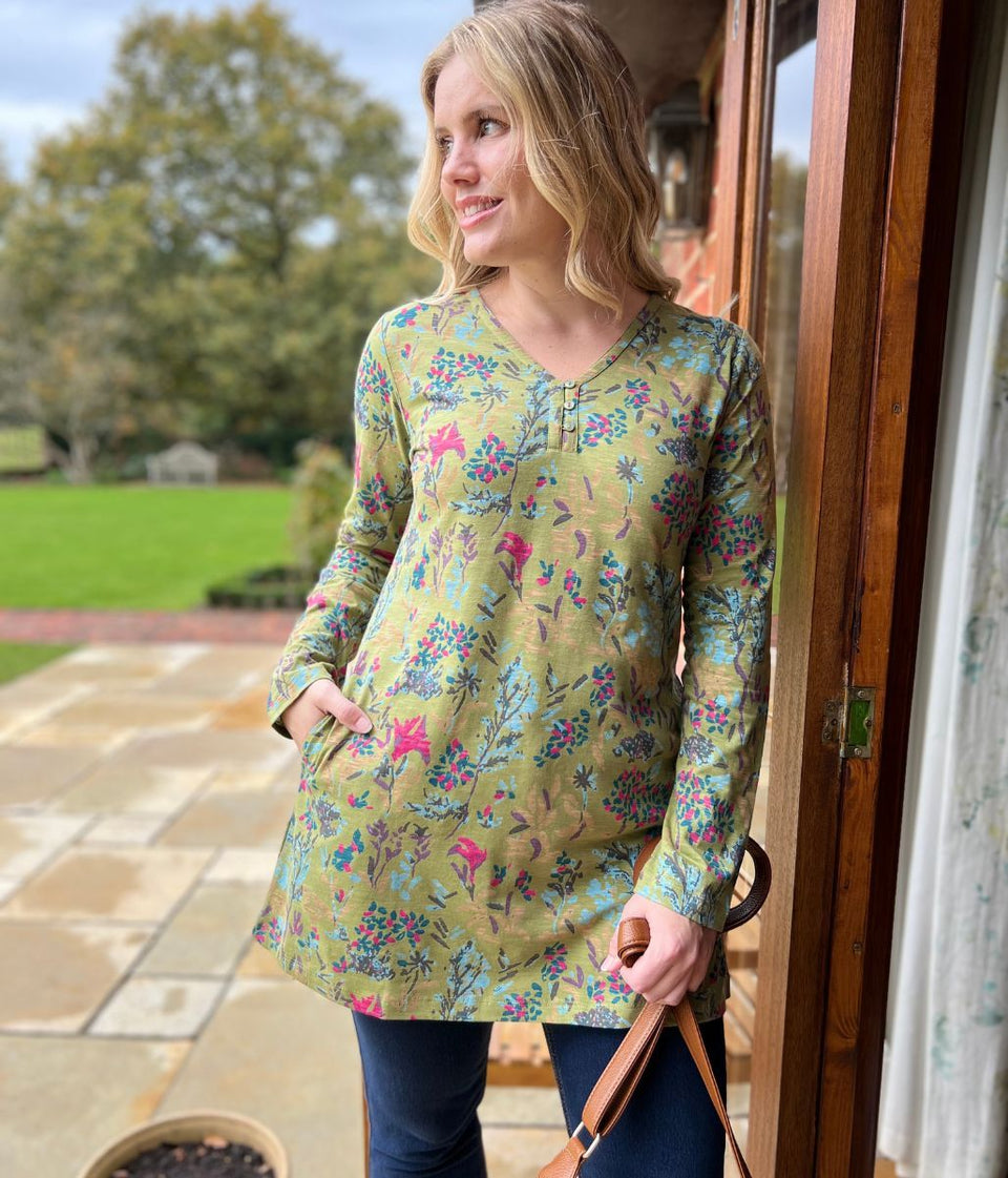 Rouleau Calliste Floral Tunic Top