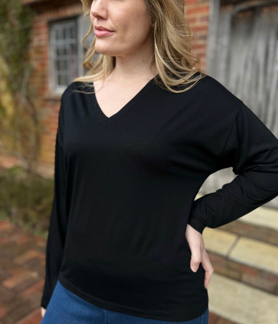 Black Long Sleeve Relaxed T Shirt