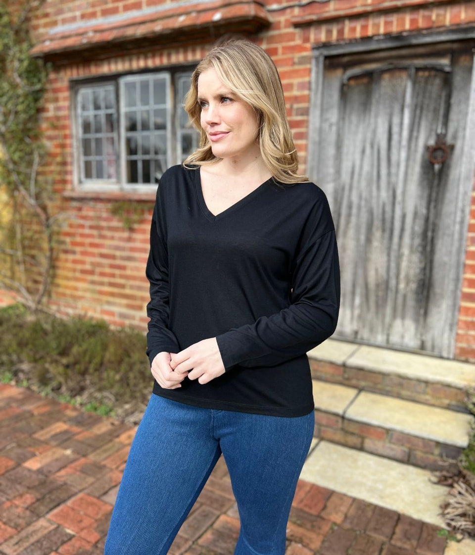 Black Long Sleeve Relaxed T Shirt