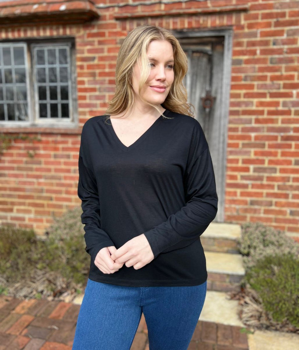 Black Long Sleeve Relaxed T Shirt
