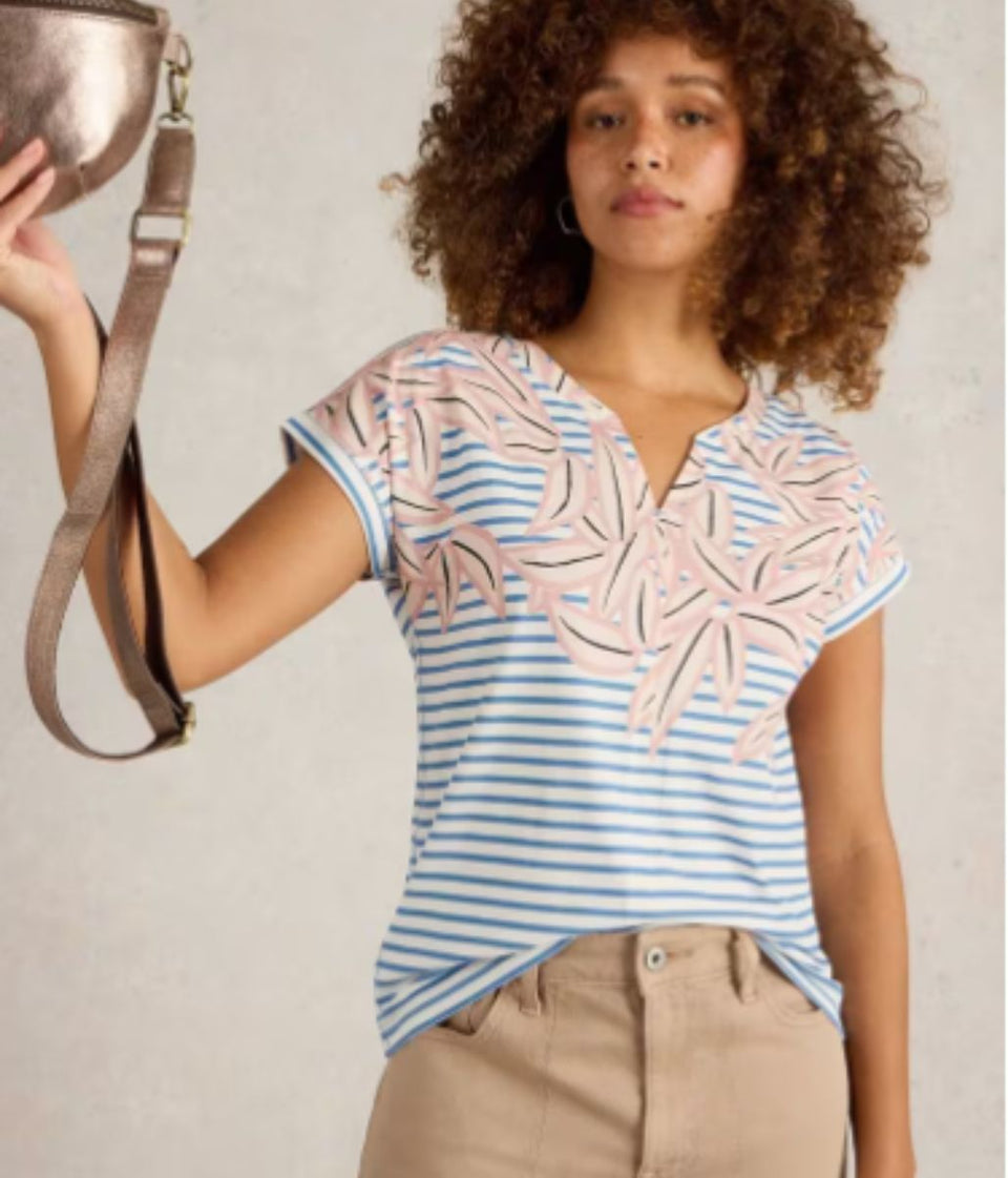 Blue Nelly Printed Notch Neck Tee