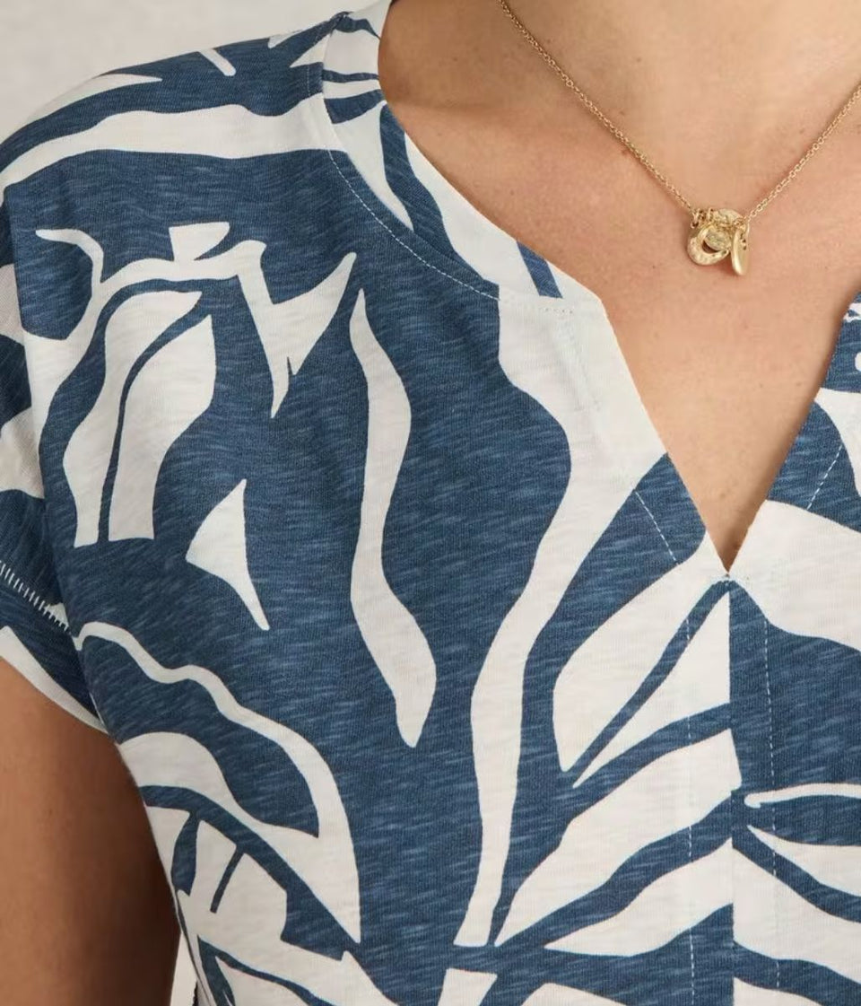 Denim Nelly Printed Notch Neck Tee