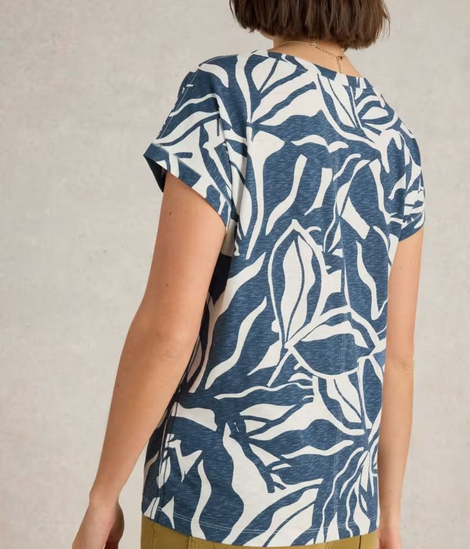 Denim Nelly Printed Notch Neck Tee