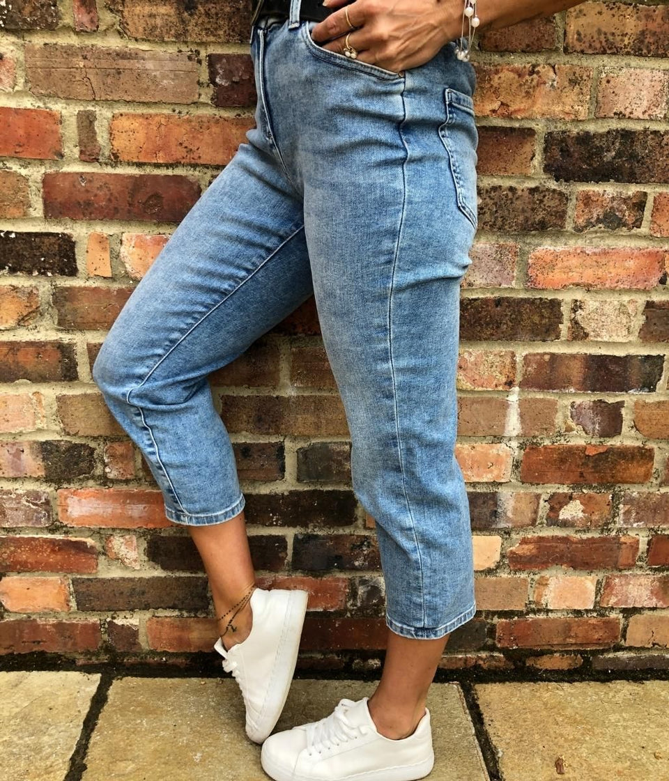 Light Denim Straight Cropped Jeans