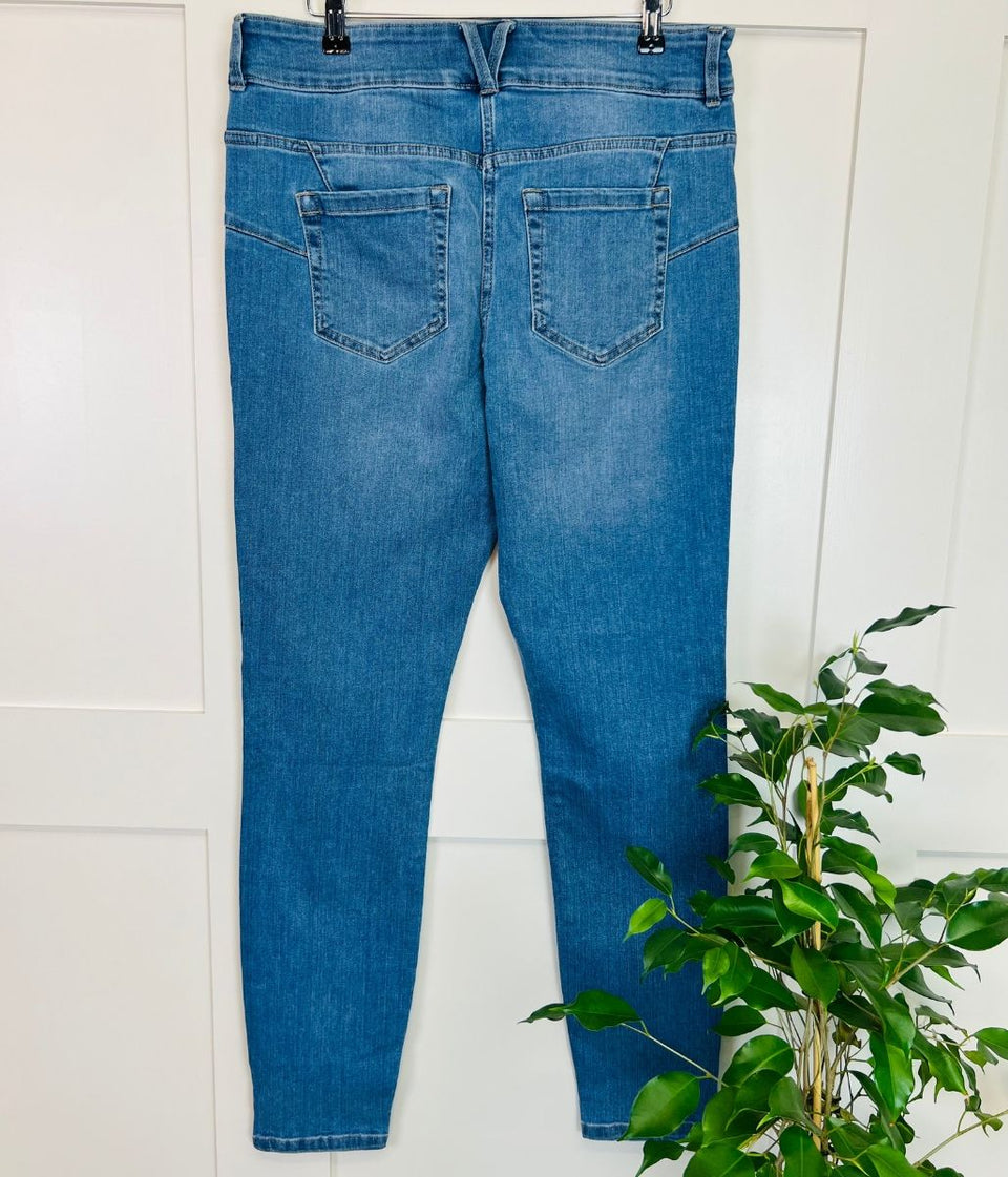 Light Denim Waist Enhancer Skinny Jeans