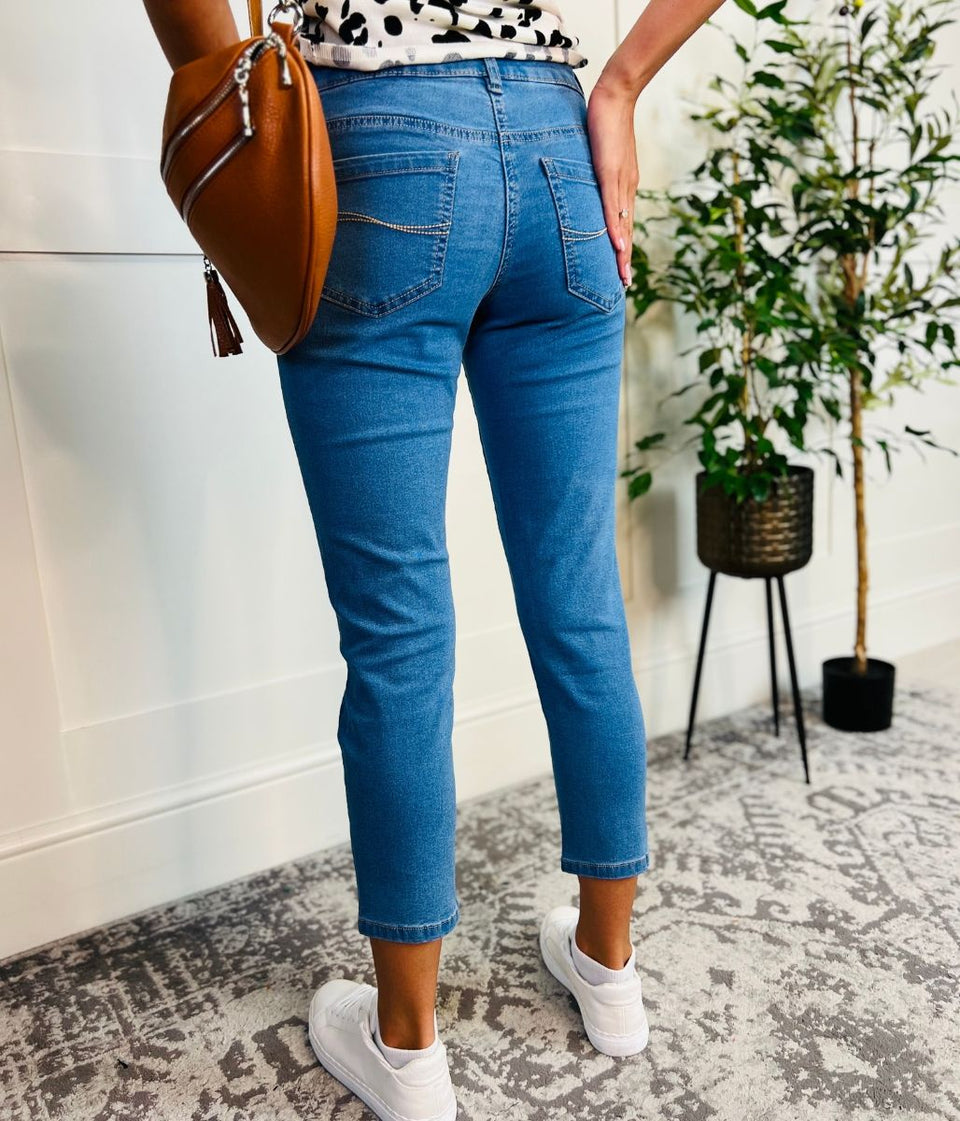 Light Blue Susie Slim Leg Crop Jean