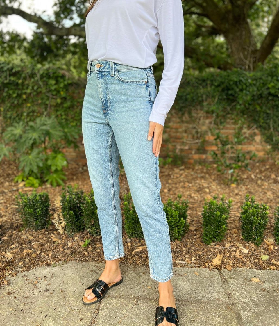 Vintage Tori Slim Fit Mom Jeans