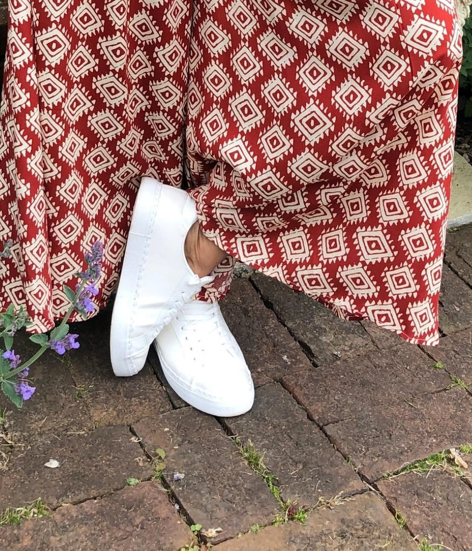 White Scallop Trim Trainers